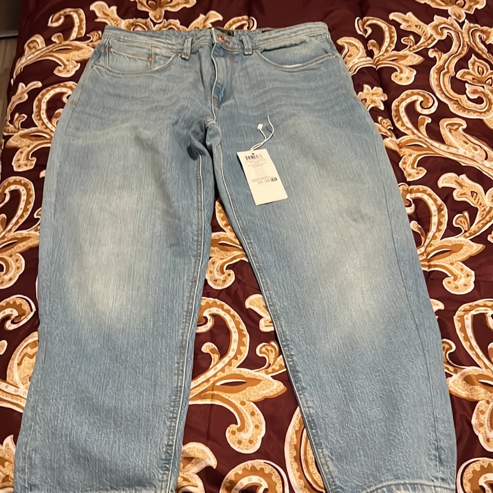 Colin’s cropped jean - Picture 4 of 5